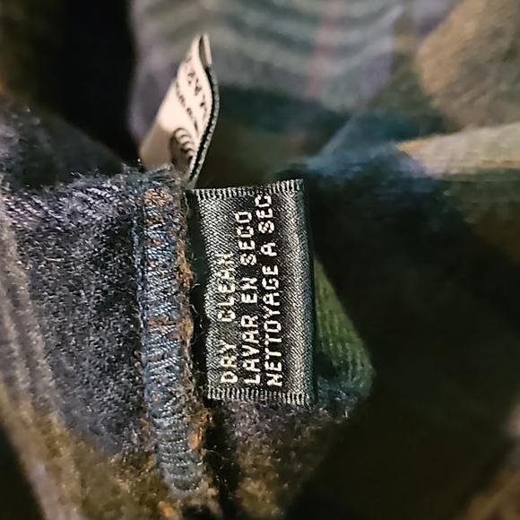 Lauren Ralph Lauren 100% Pure Wool Button Up Size Medium - Picture 5 of 6